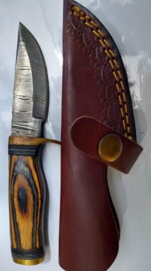 Handmade Damascus 6″ Fixed-Blade Clip-Point Knife with New Leather Belt Sheath [New-Unused]. Damascus Knives