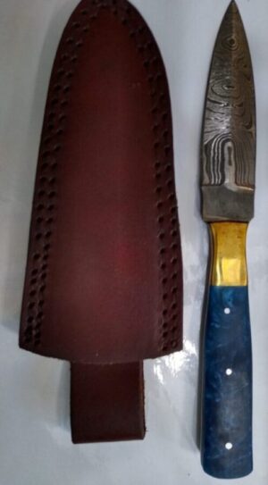 Handmade Damascus Pattern 9″ Spear-point/Dagger fixed blade knife, with Belt Sheath [New – Unused]. Damascus Knives