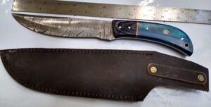 Handmade Damascus Pattern 11.5″ Fixed-Blade Straight-Back Knife with False Edge, and Sheath[Unused – Pristine Cond.] Collectible Knives