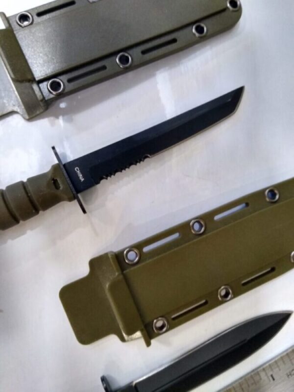 Two small tactical style boot knives with sheaths, 1 tanto and 1 dagger [Used – Excellent Cond.] Fixed-Blade