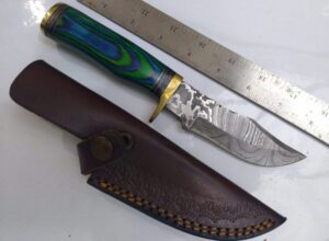 Handmade Damascus Pattern Clip-Point Fixed-Blade Knife with False edge, and Leather Belt Sheath [New – Unused].. Collectible Knives