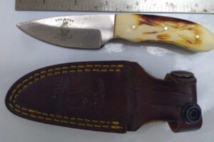 The Bone Collector 6″ Fixed blade Drop-point knife with Leather Belt Sheath [Used – Mint Cond.]. Under $10