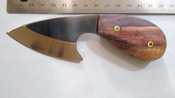 Custom Handmade Fixed-Blade Skinning Knife [New – Unused]. Collectible Knives