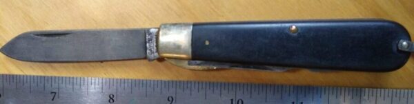 Vintage Camillus Two Blade Electrician’s Knife with with Liner-lock and Bail[Used – Mint Cond.] Camillus Cutlery