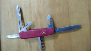 Victorinox Officer Suisse 7 blade Multi-tool Knife [Used – Good Cond.] Under $10