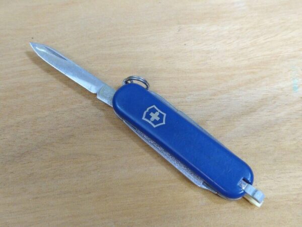 Victorinox Officer Suisse Small 3 blade Pocket Knife (‘Ocal’ branded promo) [Used – Excellent Cond.] Everyday Carry[EDC]