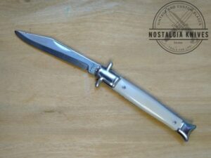 Vintage 'The Ideal' Fishtail Single Blade Pocket Knife w/ White Handle [NOS].