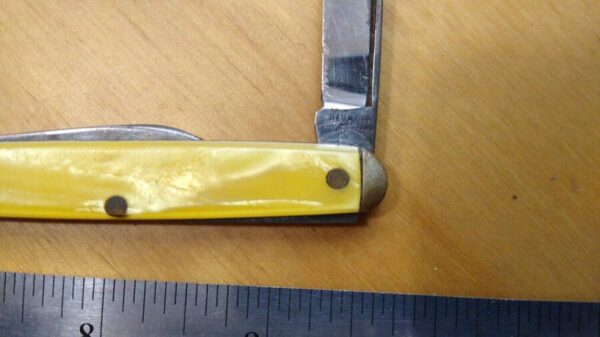 Vintage Hammer Brand, 2 Blade Pocket Knife with White Pearl Handle Scales, Brass Liners, Pins and Bail[Used- Near Mint Cond.] Collectible Knives