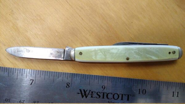 Vintage KENT USA 2 Blade Pocket Knife with Steel Badge and Bolsters, White Pearl Handle Scales, Brass Liners and Pins [Used- Good Cond.] Collectible Knives