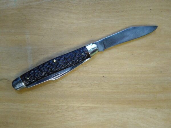 Vintage Kutmaster Utica, NY, Large 3 Blade Stockman with Jigged Delrin Scales, Brass Liners and Pins [Used – Mint Cond.] Collectible Knives