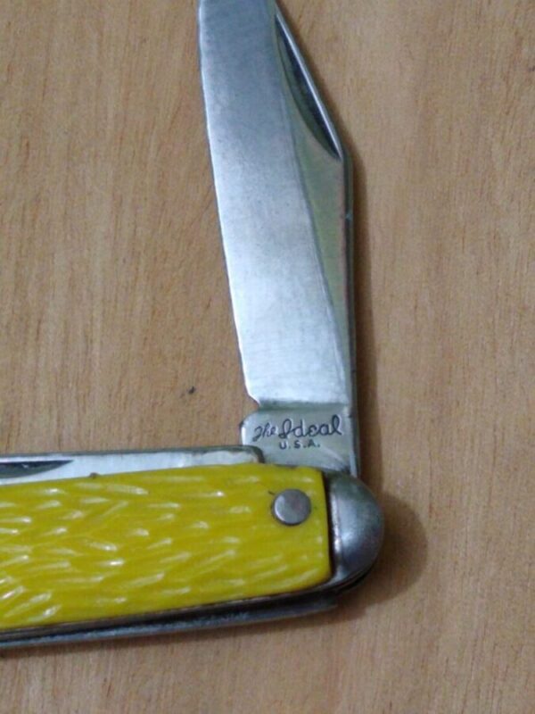 Vintage ‘The Ideal’ Jack knife, 2 blade Pocket knife with Jigged Yellow Scales[Unused – Pristine Cond.] Collectible Knives