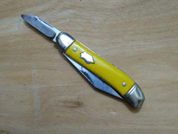 Vintage ‘The Ideal’ 2 blade Jack Knife w/ Yellow Handle [Unused – Mint Cond.] Collectible Knives