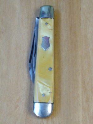 Vintage Comanche 2 Blade pocket knife with Mother Of Pearl Celluloid Scales [Used – Near Mint Cond.] Collectible Knives