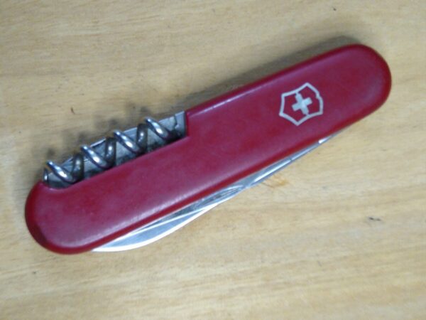 Victorinox Swiss Army ‘Marlboro Promo’ 6 Blade Pocket Knife w/ 12 functions [Used – Mint Cond.] Camp Knives