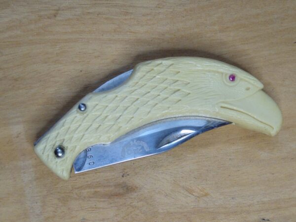 Eagle’s Head Knife ‘200’ Etched on Blade – Tang stamp T31360[Unused – Pristine Cond.] Collectible Knives
