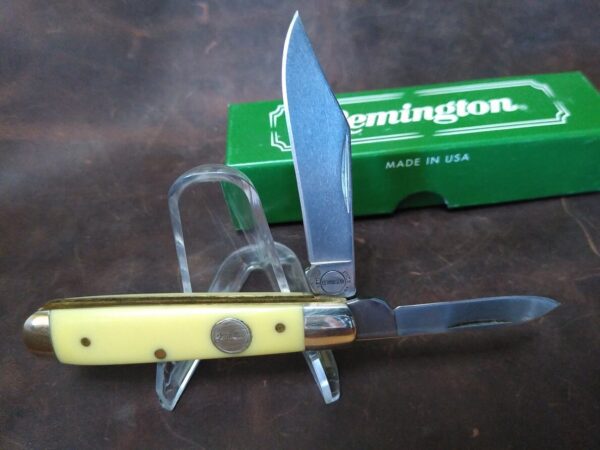 Remington USA 18537Y Medium 2 blade Jack-knife in Original Packaging [Unused – Pristine Mint Cond.] Collectible Knives