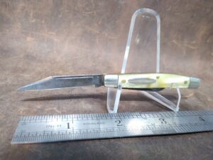 Vintage Ulster USA Small Serpentine 2 Blade Jack-knife with Cracked Ice Handle[Used – Mint Cond.] Collectible Knives