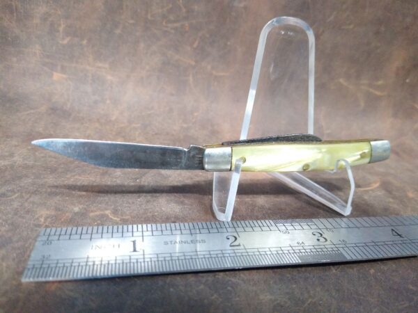 Vintage Ulster USA Small Serpentine 2 Blade Jack-knife with Cracked Ice Handle[Used – Mint Cond.] Collectible Knives