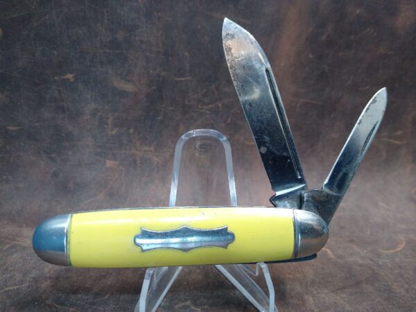 Vintage  Clover Brand Syracuse, NY –  Large 2 blade Jack Knife w/ Yellow Handle [Used – Excellent Cond.] Collectible Knives